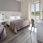 Zanarini In Centro A 3* Riccione