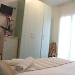 Zanarini In Centro A 3*