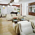 Zanarini In Centro A 3* Riccione