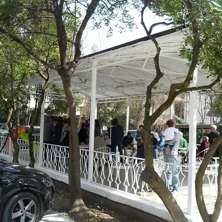 Zanarini In Centro A Hotell 3*