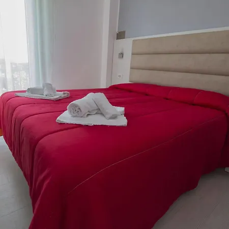 Hotell Zanarini In Centro A 3*