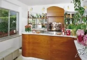 Hotell Zanarini In Centro A Riccione