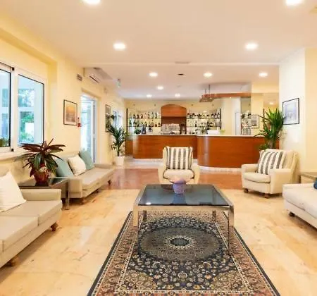 Zanarini In Centro A 3* Ριτσιόνε