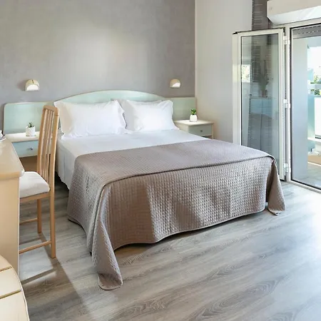 Zanarini In Centro A 3*