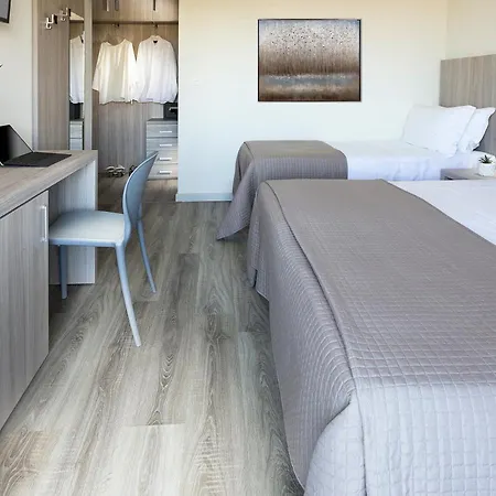 Zanarini In Centro A リッチョーネ