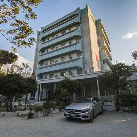 Zanarini In Centro A