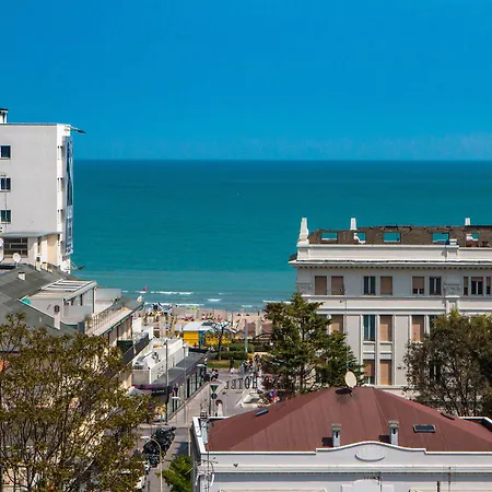 Zanarini In Centro A ホテル