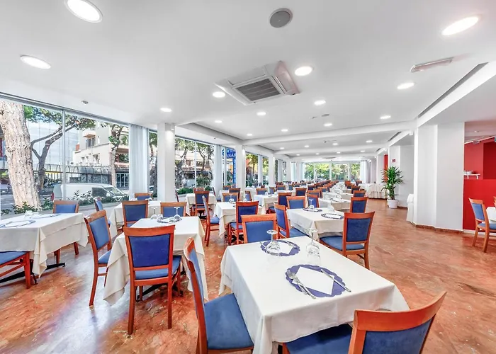 Zanarini In Centro A 3* 리치오네