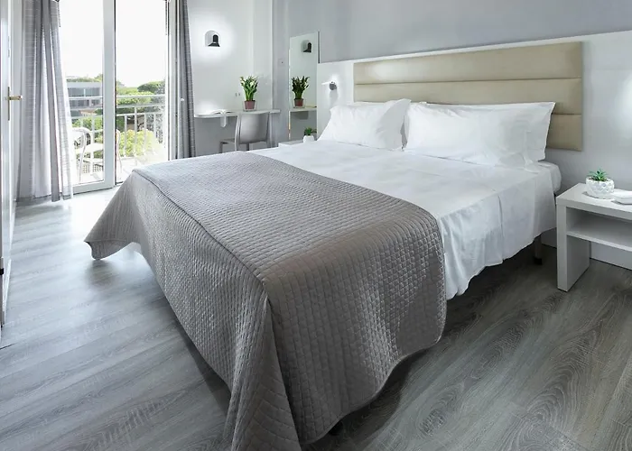 Zanarini In Centro A 호텔 리치오네