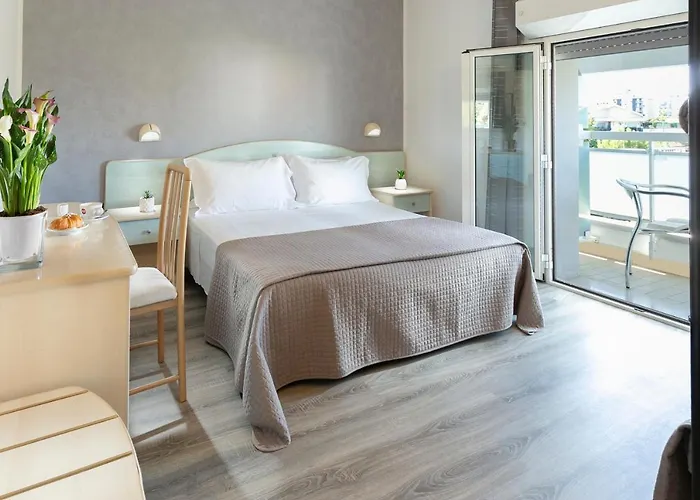 Zanarini In Centro A 3*