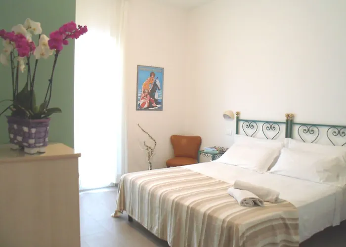 ホテル Zanarini In Centro A 3*