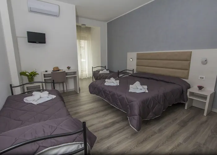 호텔 Zanarini In Centro A