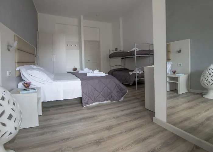 호텔 Zanarini In Centro A 3*