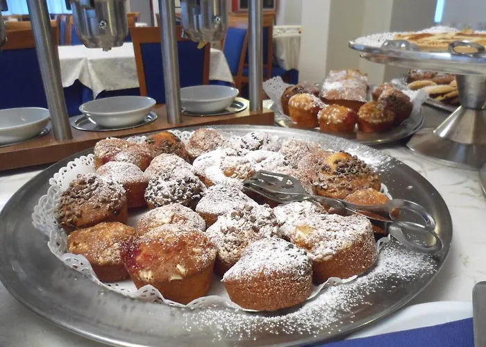 Zanarini In Centro A 3*