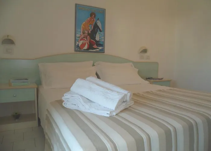 ホテル Zanarini In Centro A 3*