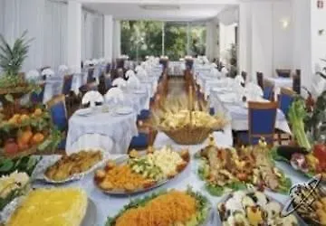 Zanarini In Centro A 리치오네